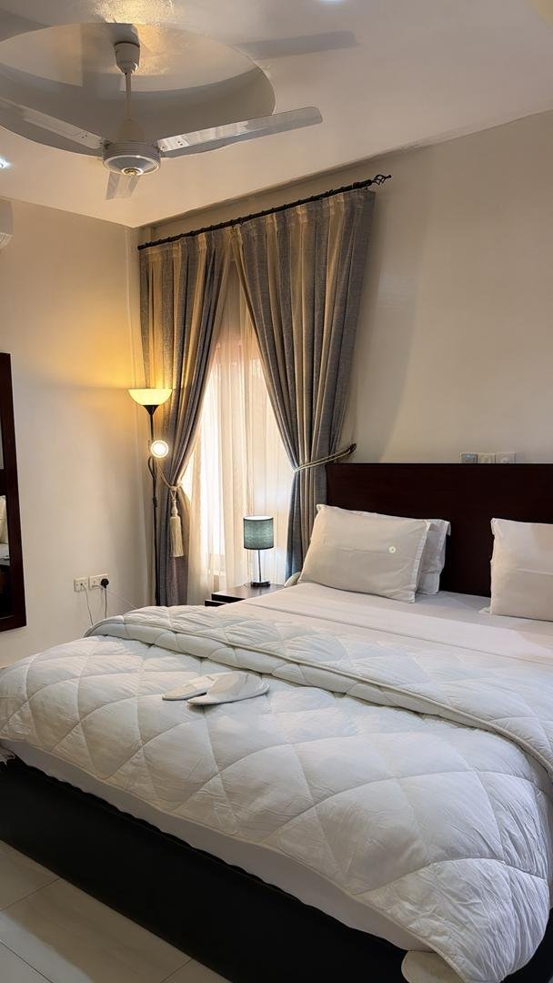 Room image 6